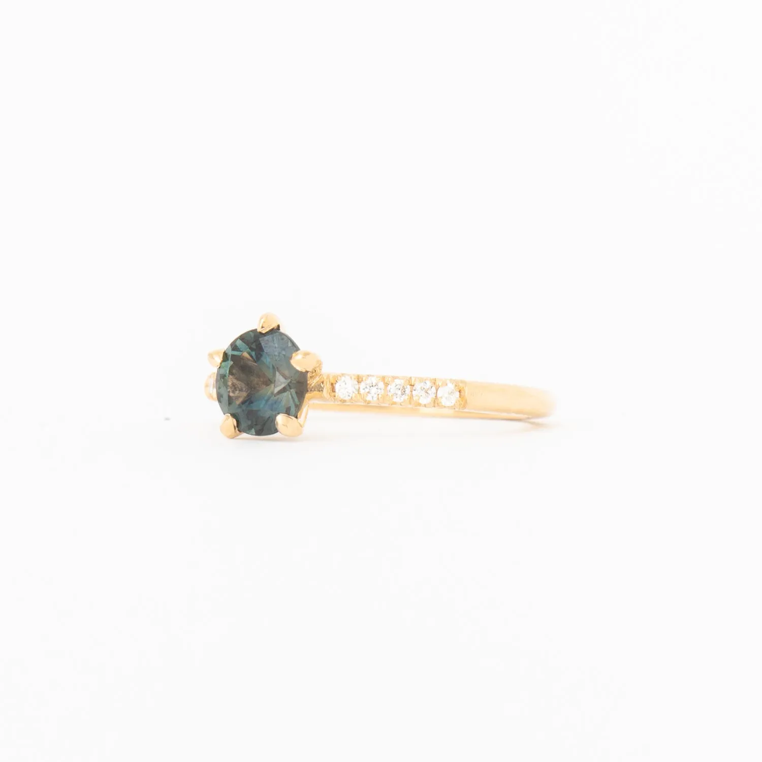 1.00 ct Teal Sapphire Pavé Vault Ring