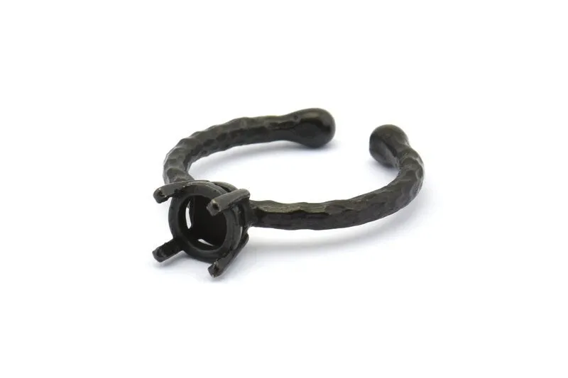 Adjustable Ring Settings - 4 Oxidized Brass Black 4 Claw Ring Blanks - Pad Size 6mm N0318