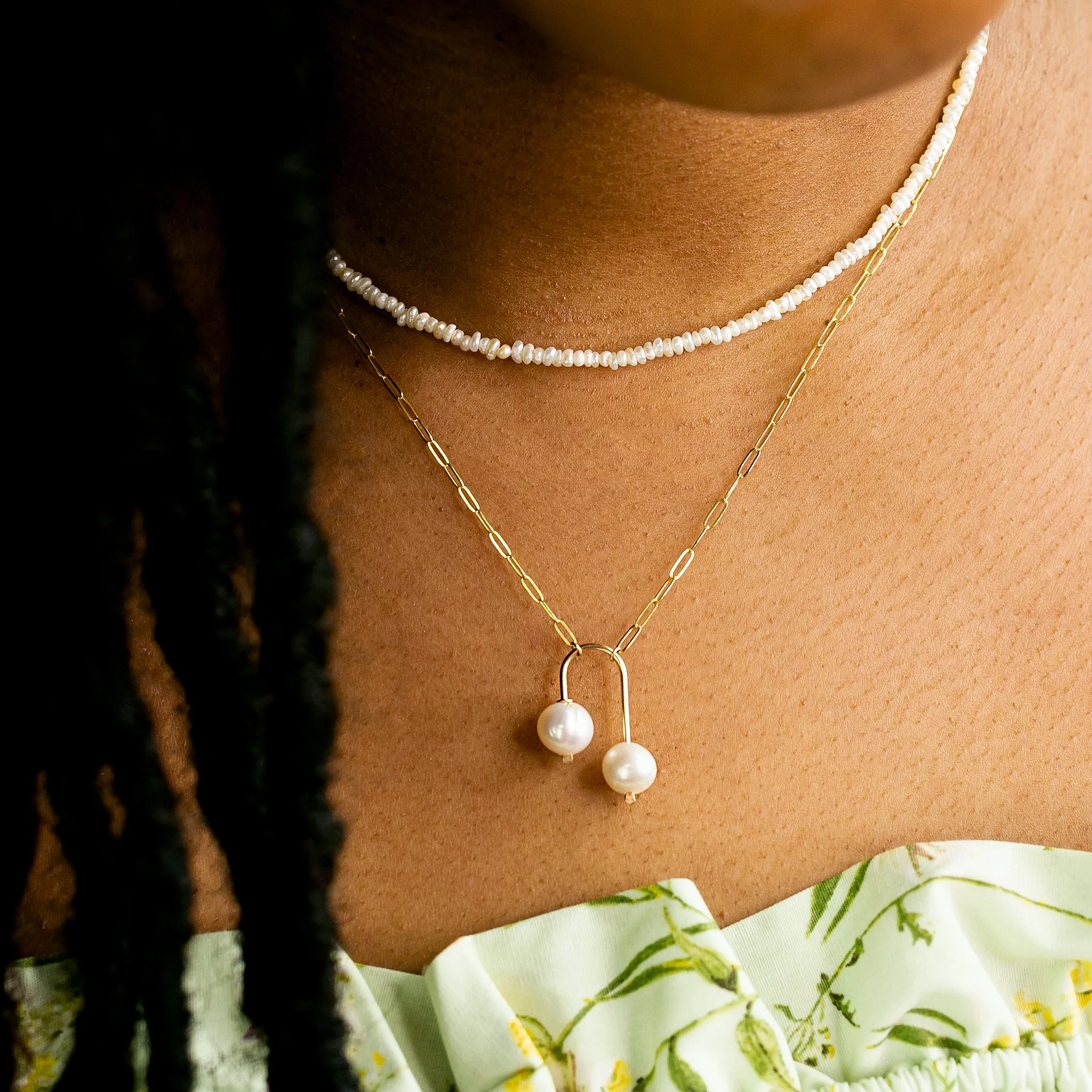 Arca Freshwater Pearl Pendant Necklace