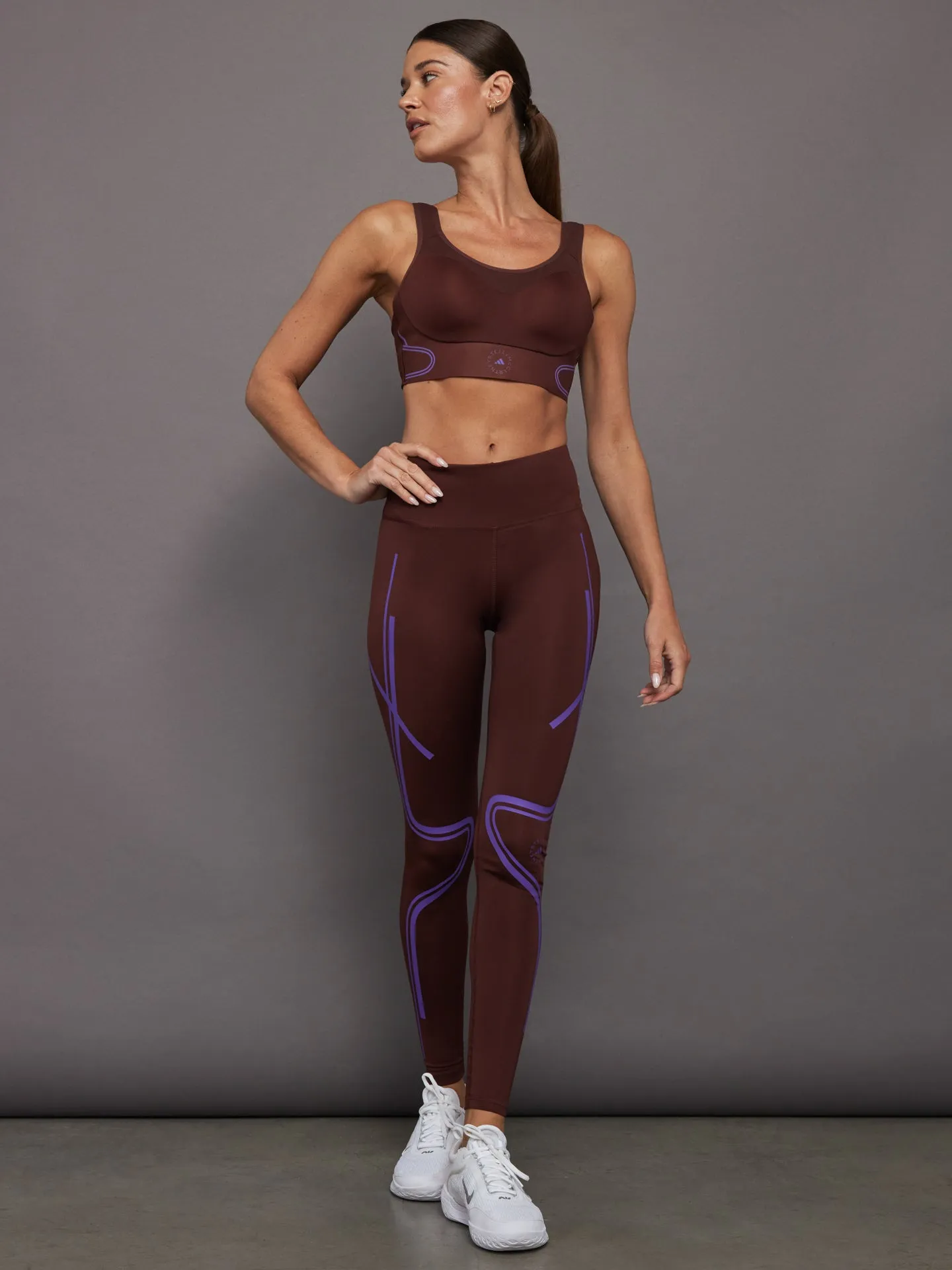 aSMC TruePace High Support Sports Bra - bitter chocolate-smc/deep lilac