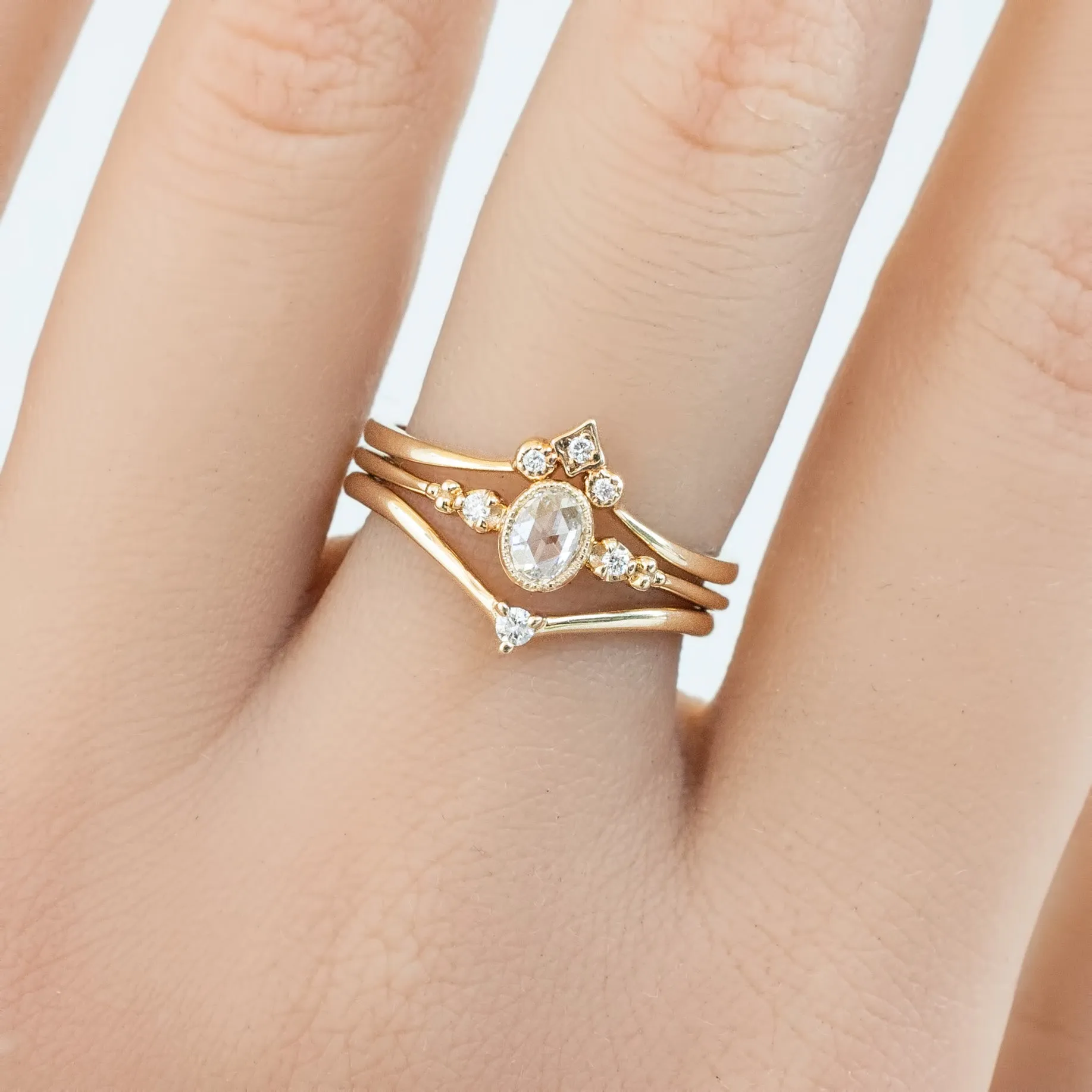 Aster Chevron Petite Ring