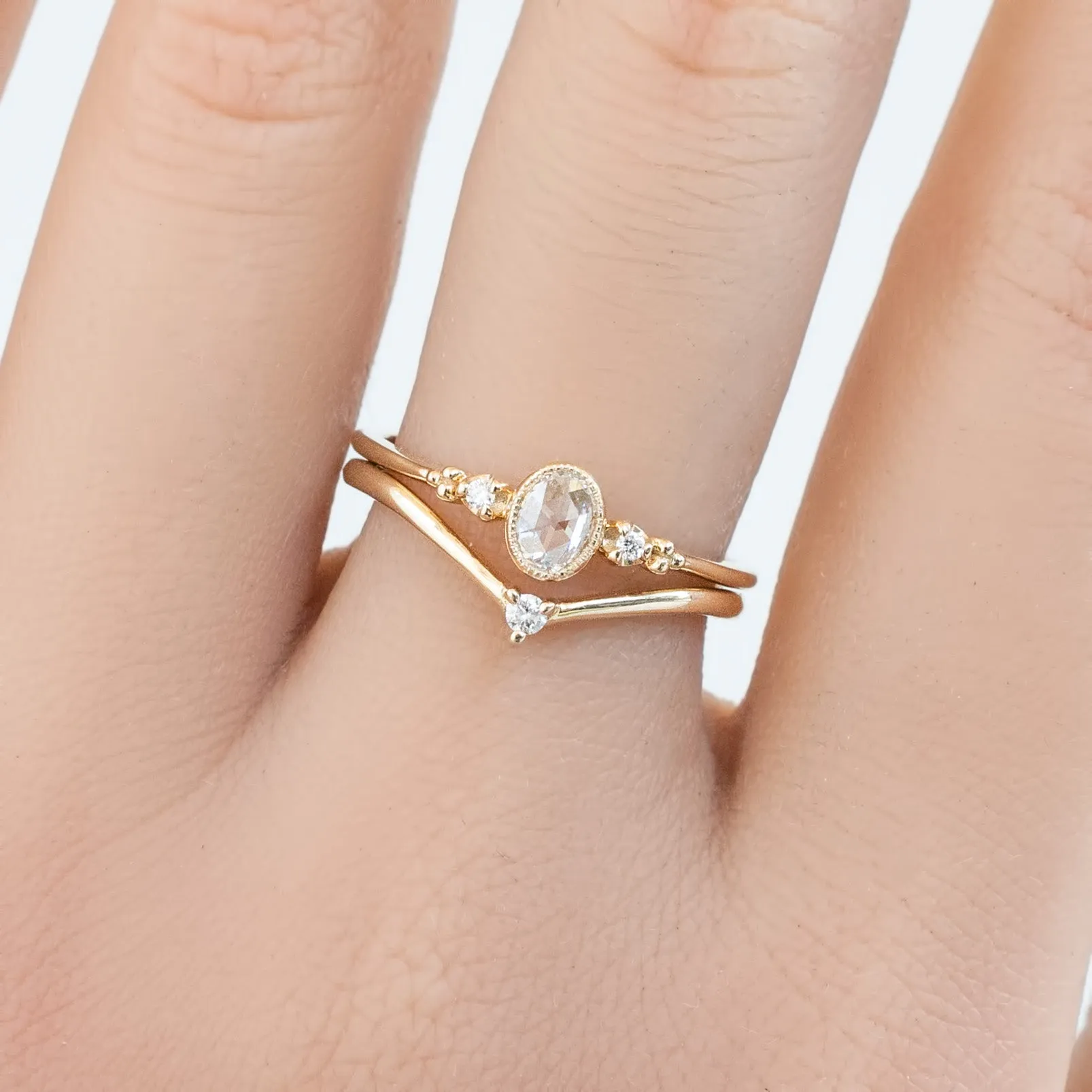 Aster Chevron Petite Ring