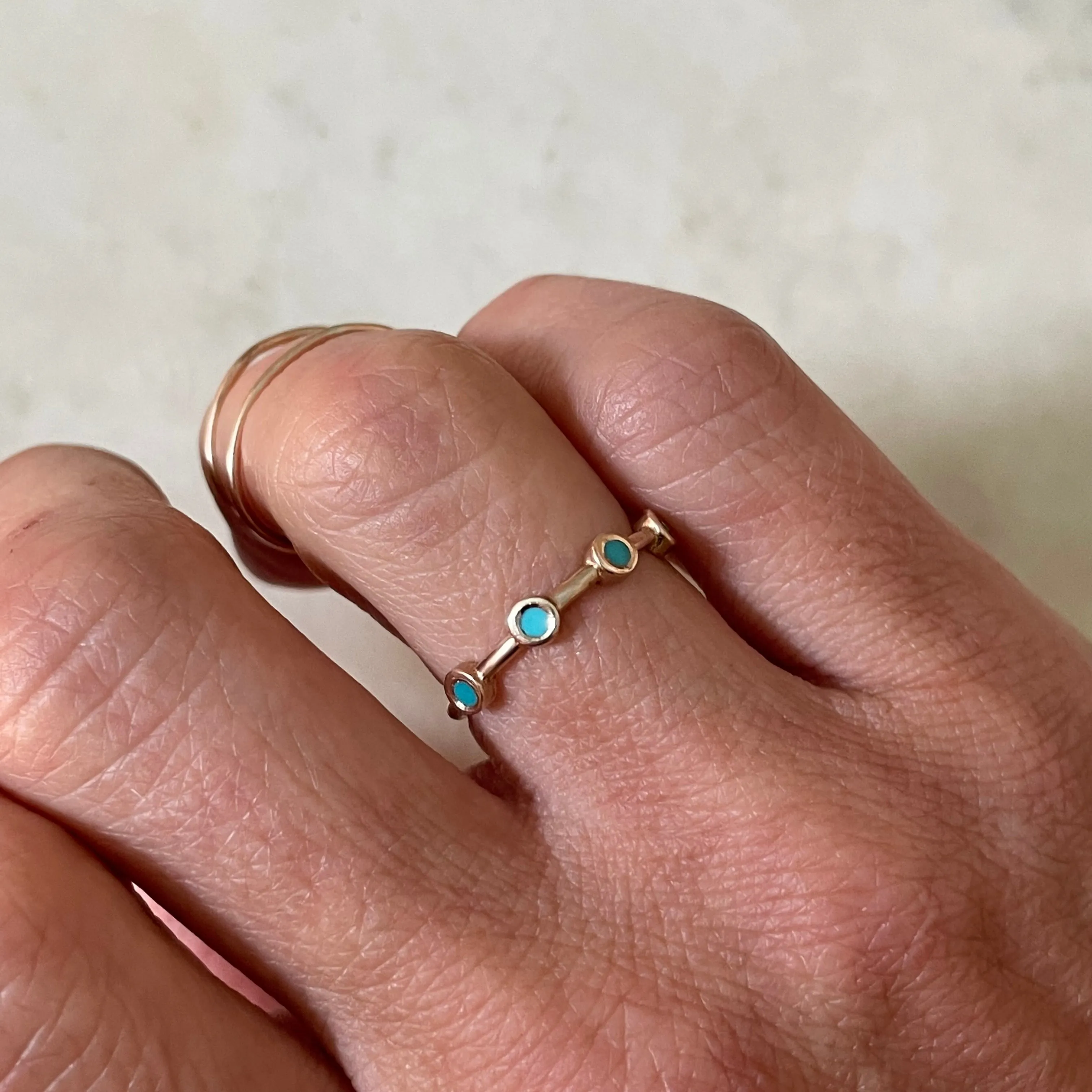 CUSTOMIZE A DOT TO DOT BIRTHSTONE RING