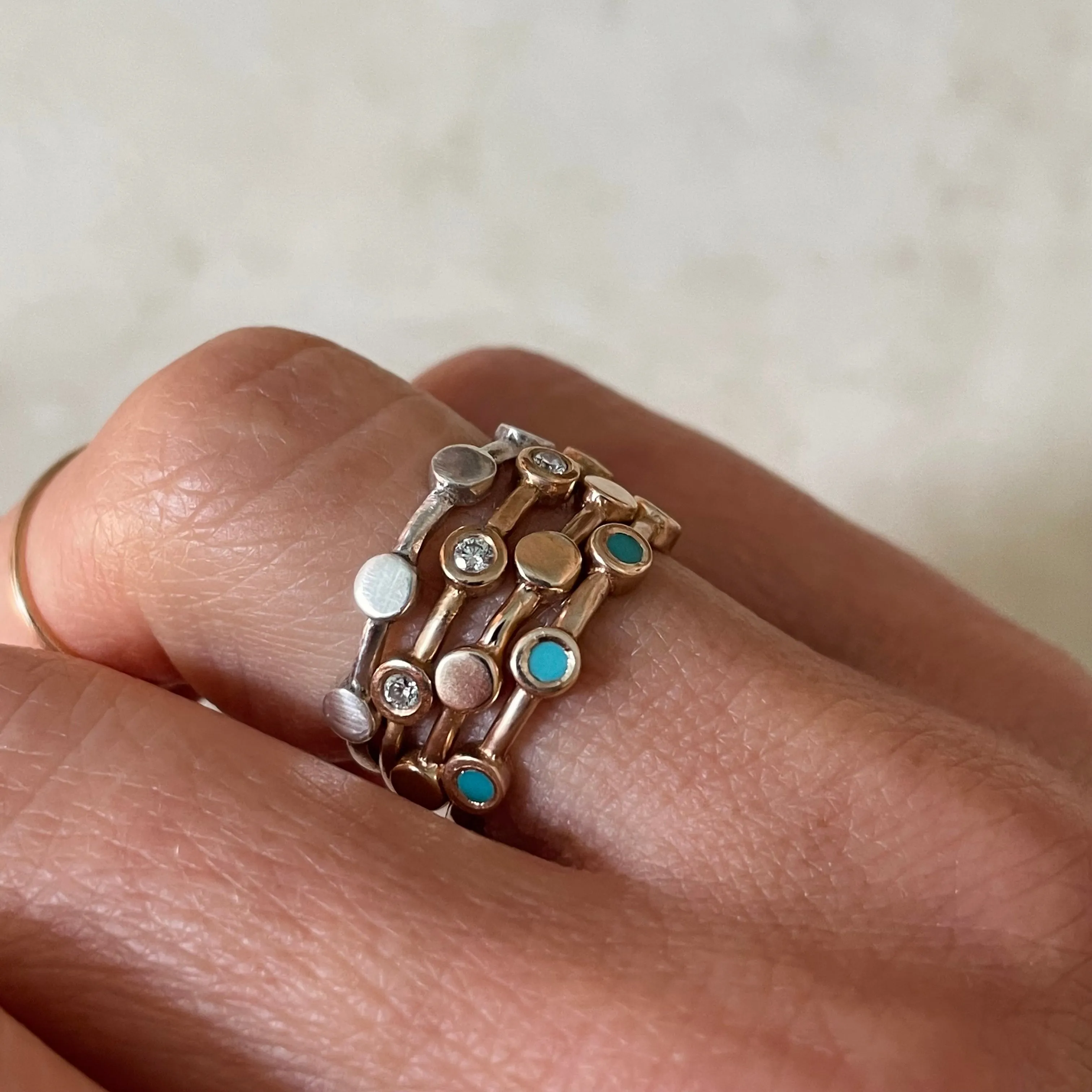 CUSTOMIZE A DOT TO DOT BIRTHSTONE RING