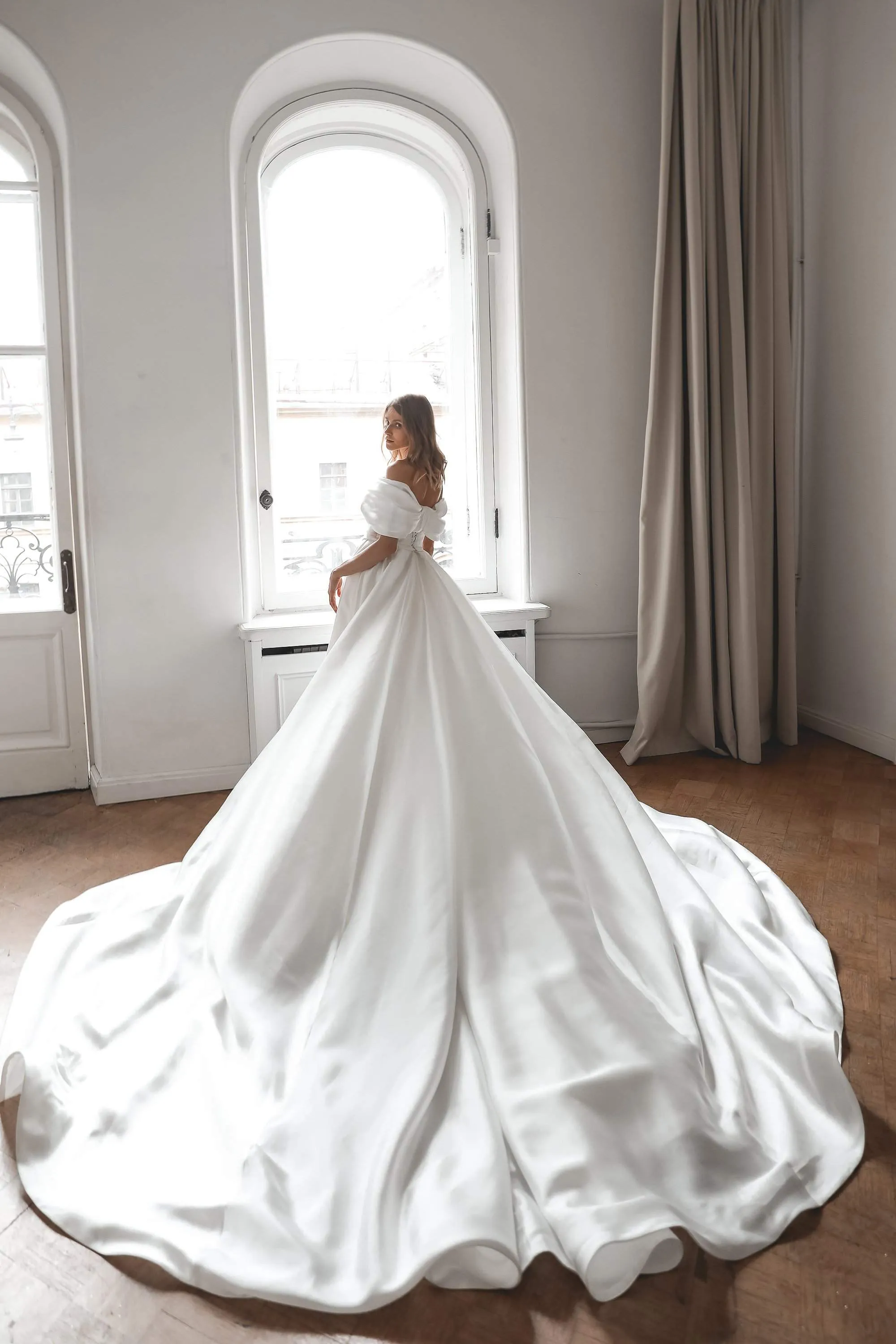 Mikado Wedding Dress Jacqueline With Detachable Train