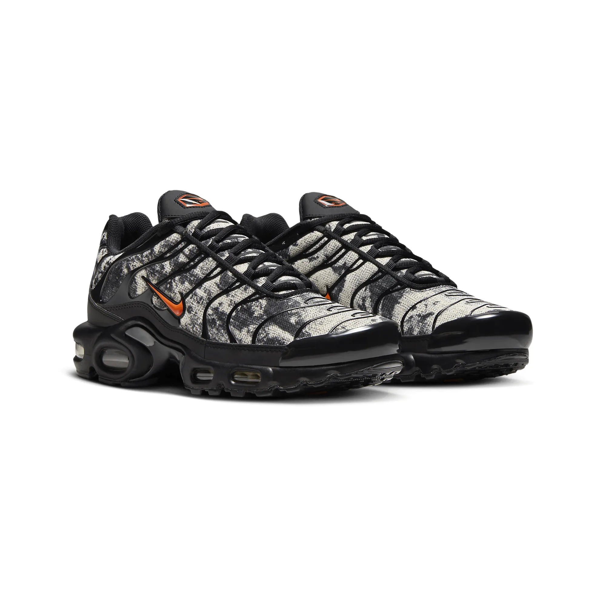 Nike Air Max Plus Camouflage 'Black Safety Orange' (2024)