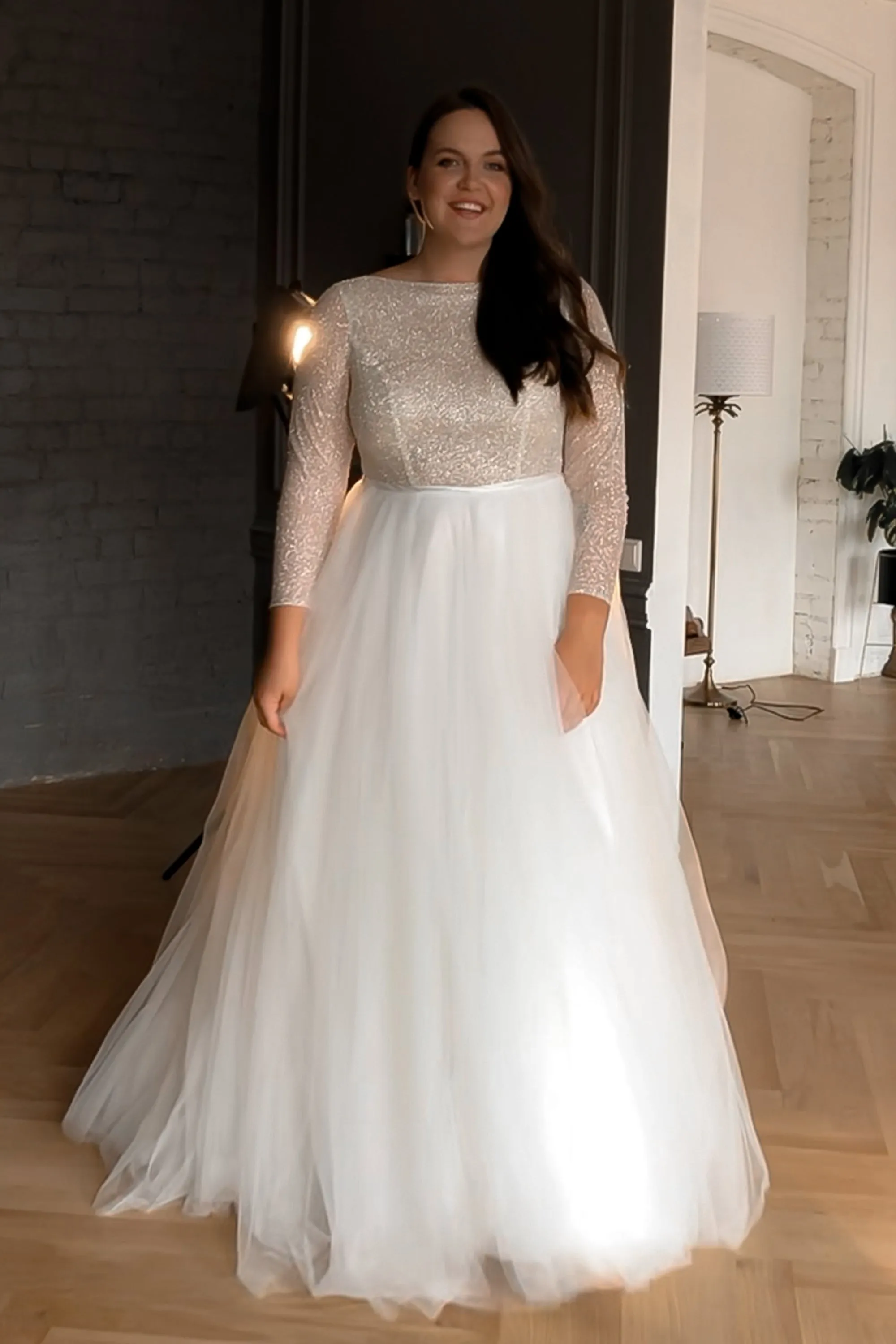 Plus Size Wedding Dress Missuri with Long Sleeves